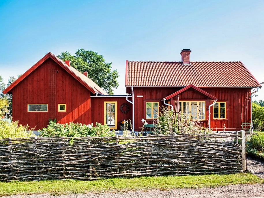 Переведення дачного будинку в житловий